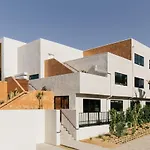 Silver Lake Pool & Inn